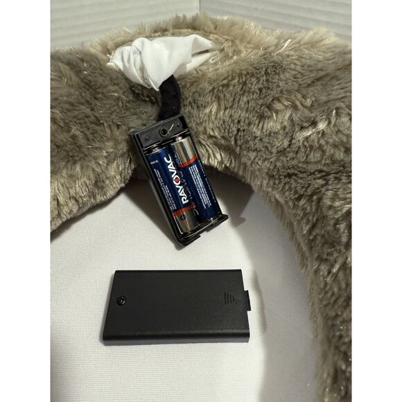 20" Sloth Neck Massager Pillow Soft Brown Plush Stuffed Animal Vibrates - Works - Picture 7 of 7